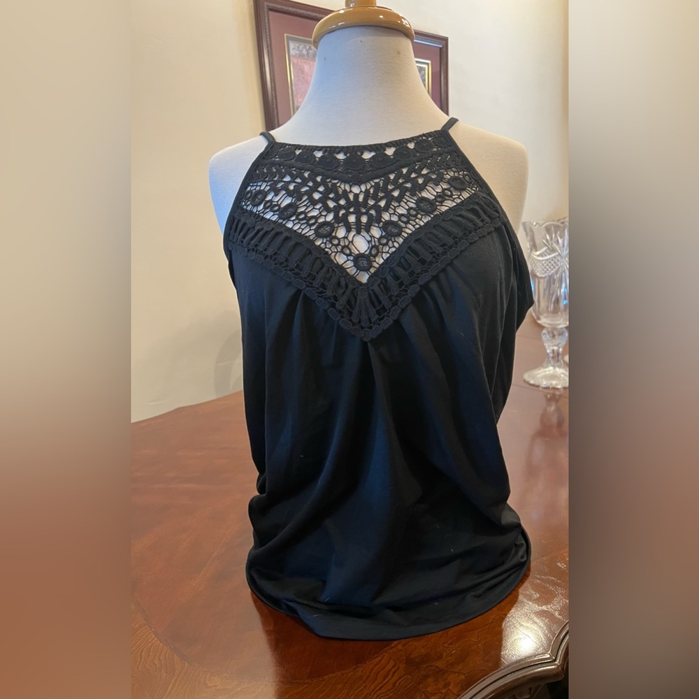 Ladies Top NWT